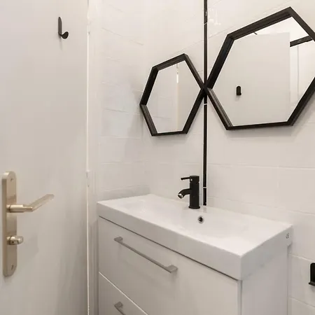 My Lovely Place In -montmartre Apartment *